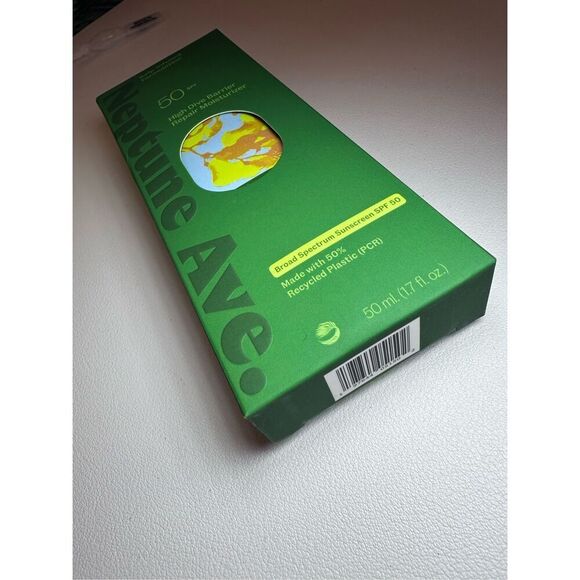 Neptune Ave. High Dive Barrier Repair Moisturizer SPF 50 50ml - Picture 6 of 7